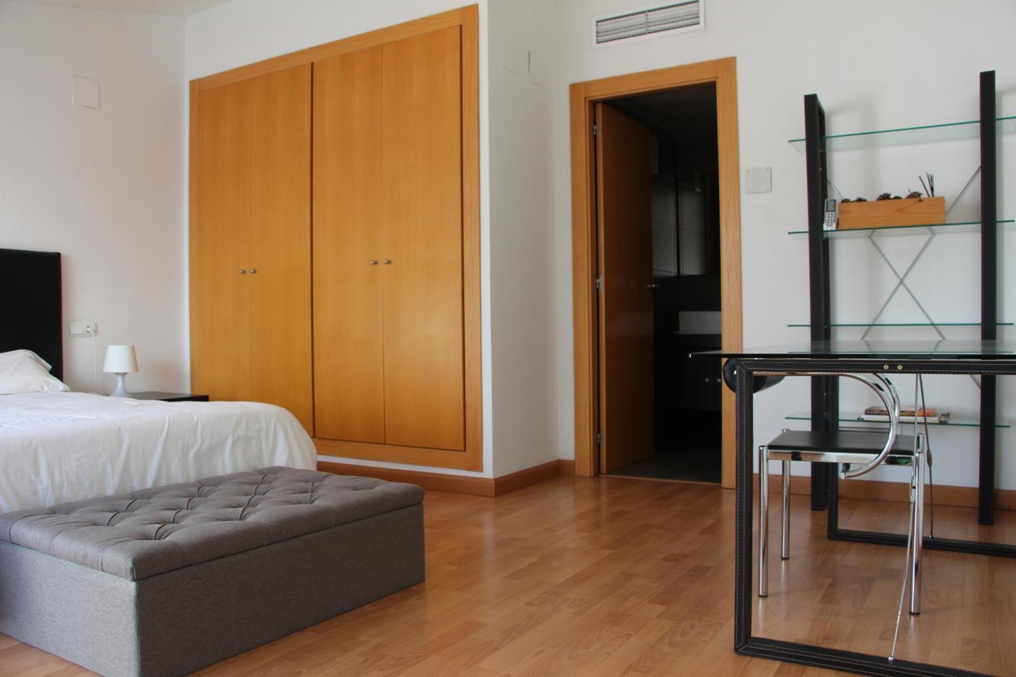Apartamentos La Pergola Castellon Castellón de la Plana Rom bilde
